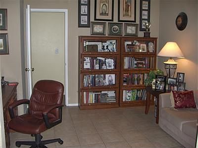 5th image of 942 Windsail Ln