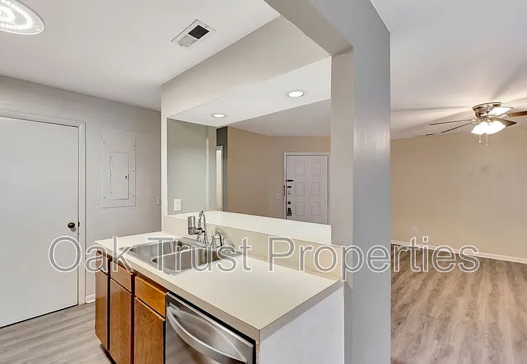 2167 Spoleto Ln — Photo 8