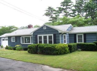 389 County Rd, West Wareham, MA 02576