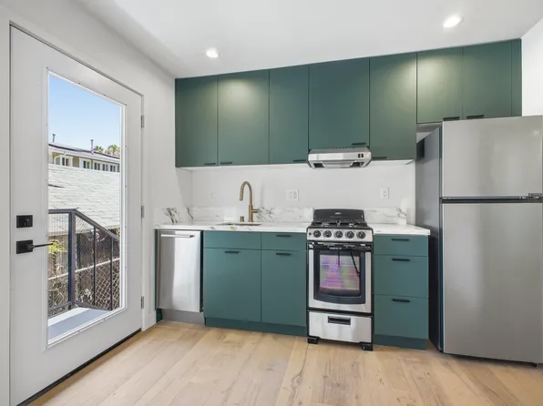1429 Edgecliffe Dr, Los Angeles, CA