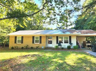 216 Treadway Ct, Fayetteville, NC 28311
