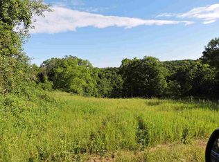 1297 Pontoppidan Rd, Decorah, IA 52101