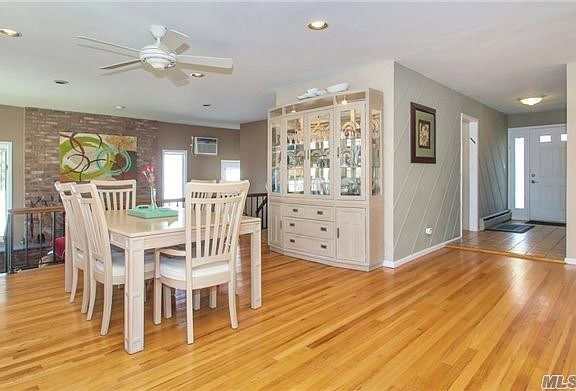 4th image of 452 Bunker Dr