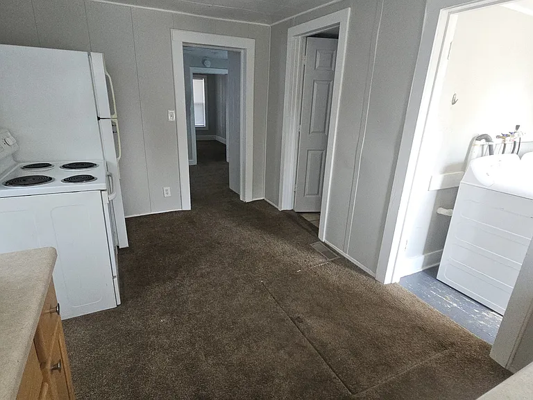 1427 Lincoln St — Photo 10