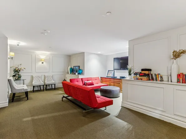 220 West 148th Street image 9 of 14