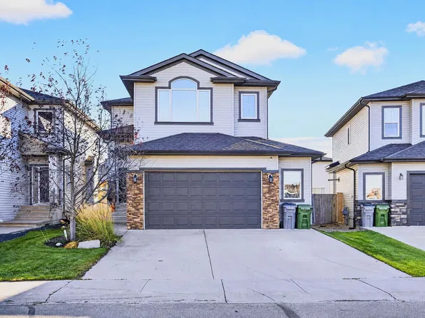 9609 83rd Ave, Morinville, AB T8R 0A6