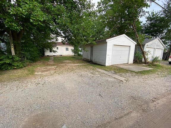 2nd image of 817 S 25th St