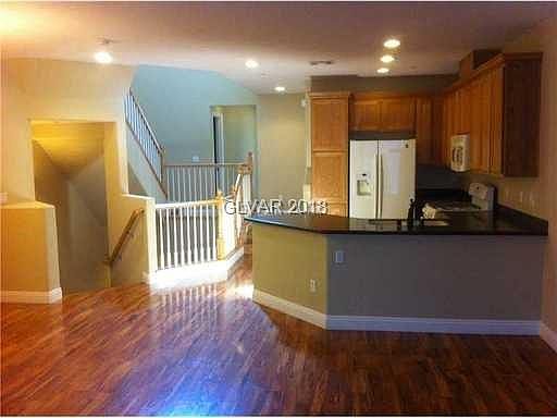 4th image of 7872 Langara Ave