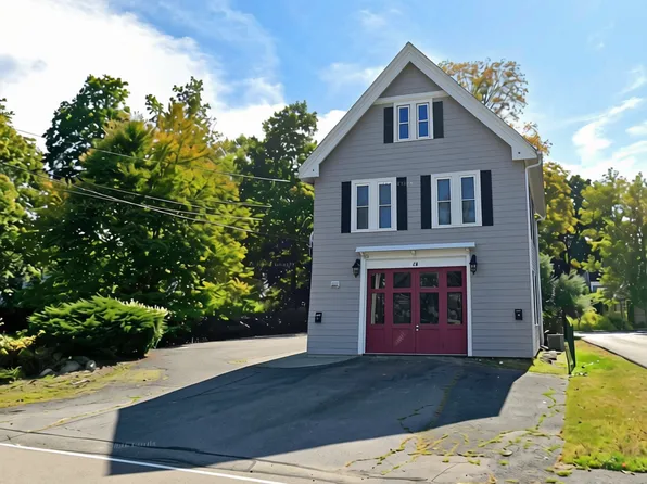14 West St #1, East Bridgewater, MA 02333