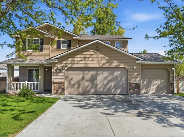 2200 W Lake Pointe Ct, Nampa, ID 83651