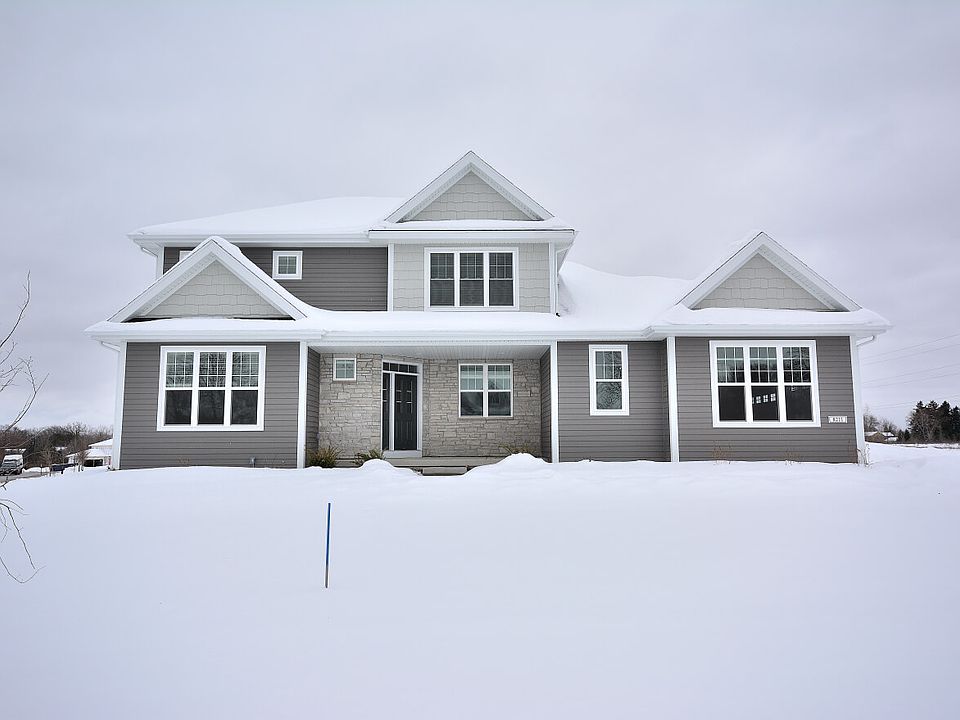 1st image of 8211 W Skylark Dr