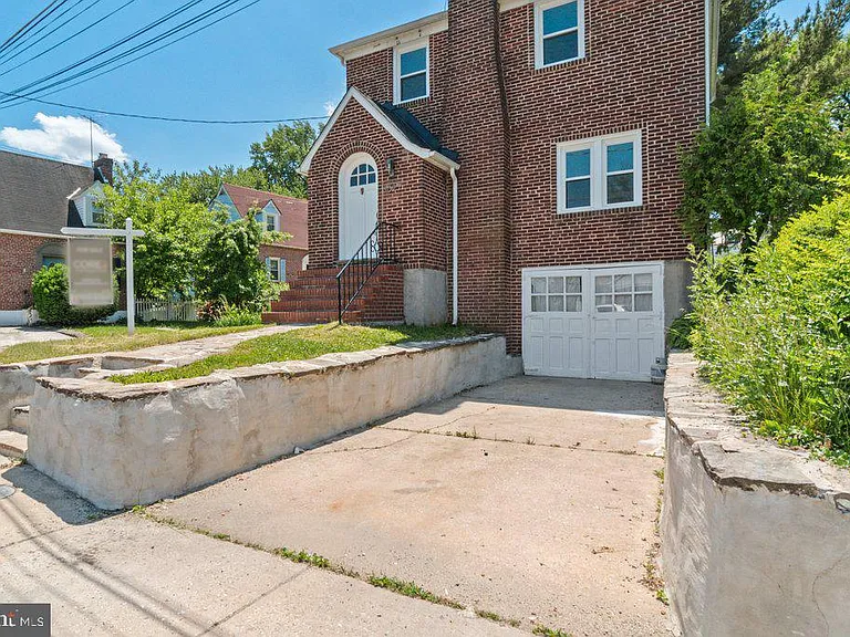 3027 Lavender Ave — Photo 24
