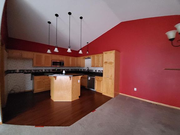 2nd image of 12770 Ulysses Cir NE