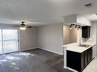 8919 Eagleview Dr APT 6, West Chester, OH