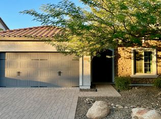 1822 W Fetlock Trl, Phoenix, AZ 85085