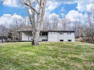 2158 Welsh Hills Rd, Granville, OH 43023
