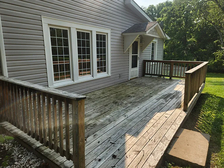 338 Thomas Rd — Photo 7