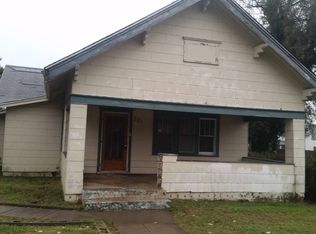 221 W Main St, Pretty Prairie, KS 67570