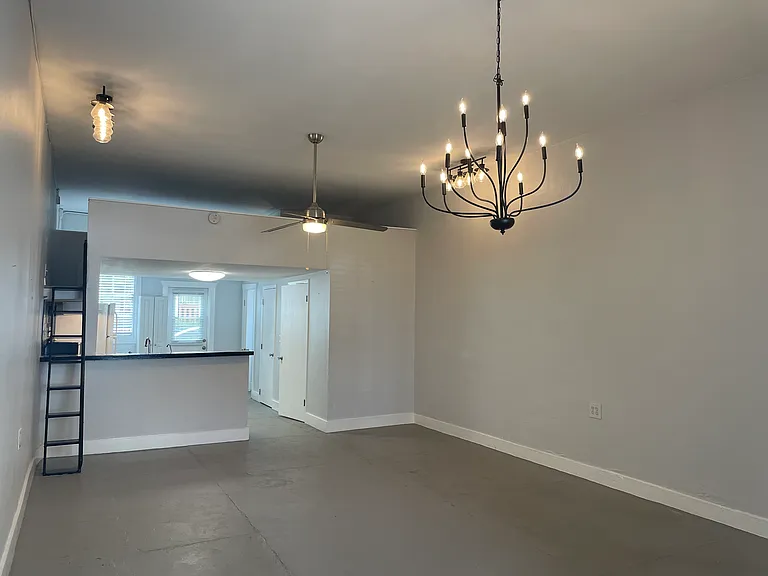 2305 W Texas Ave #5 — Photo 23