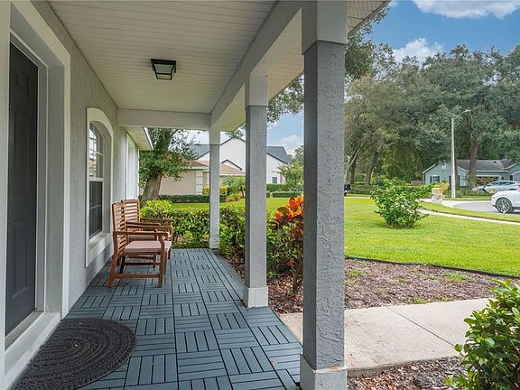 3rd image of 1672 MALCOLM POINTE DRIVE