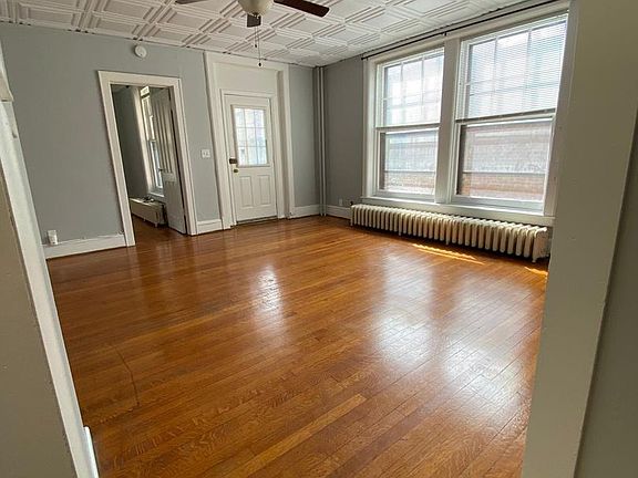 2nd image of 318 State St APT 5