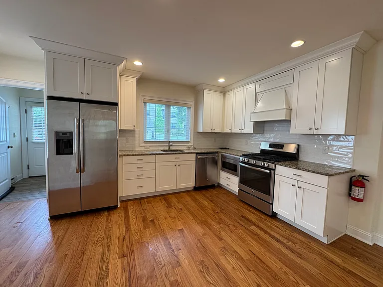16 Harris Rd — Photo 9