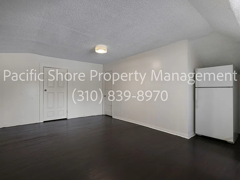 230 Bonnie Brae Apartments — Photo 5