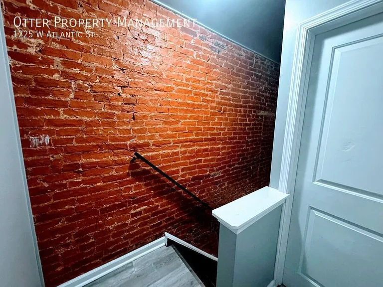 1225 W Atlantic St — Photo 11