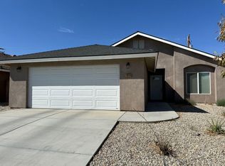 1613 S McCall St, Ridgecrest, CA 93555