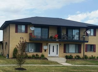 19719 Terrace Ave APT 2, Lynwood, IL 60411