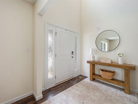 3rd image of 3139 White Pine Dr