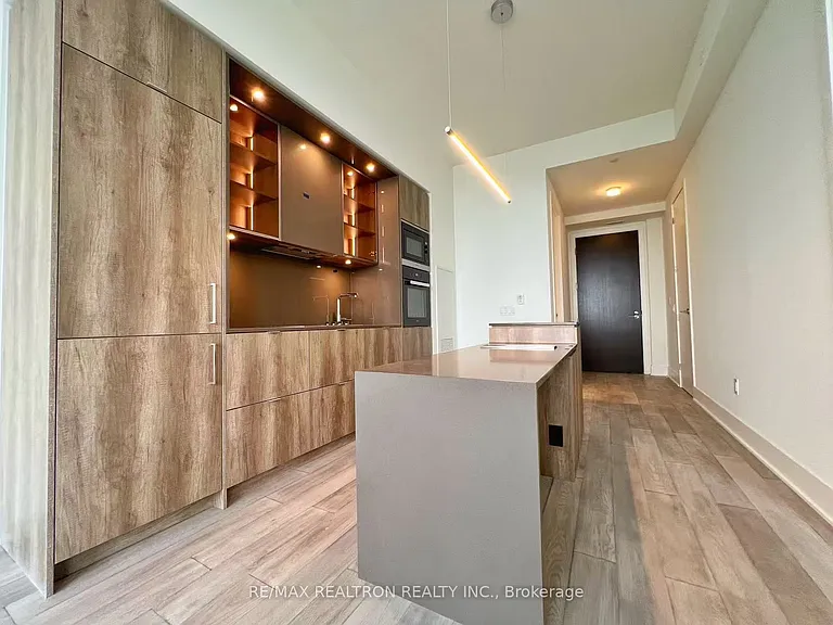 11 Yorkville Ave #6101 — Photo 6