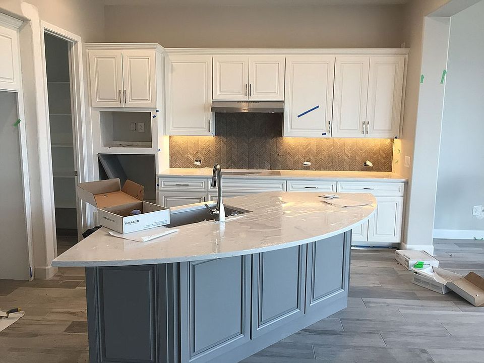 1st image of 59891 E Pinyon Dr
