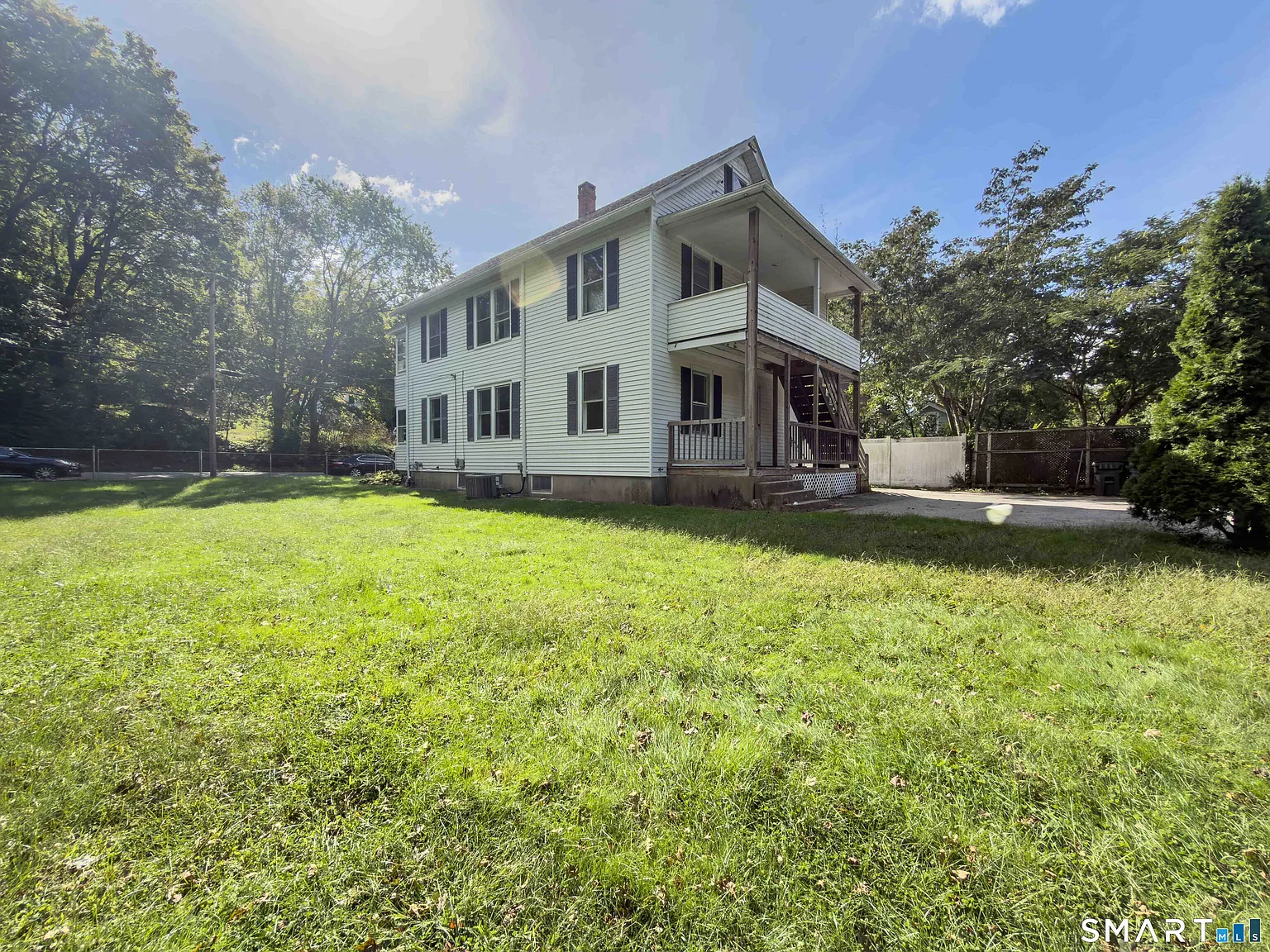2 bed, 1.0 bath, 1800 sqft, $1,850 — Photo 4