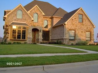 8000 Camino Dr, North Richland Hills, TX 76182
