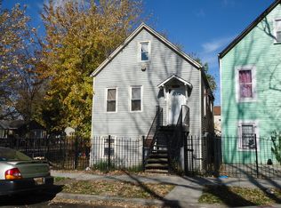 2054 W James St, Chicago, IL 60609