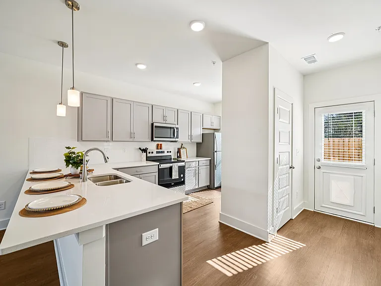 Turnberry Park Apartments and Homes — Photo 104