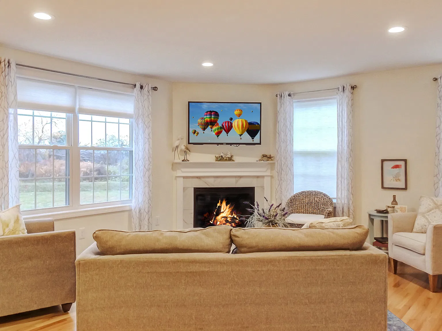 3 bed, 1760 sqft, $2,650 — Photo 2