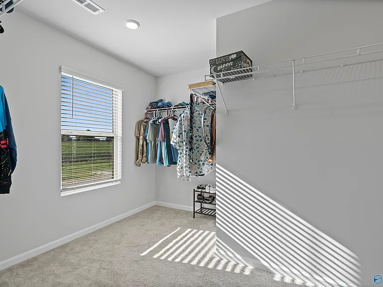 27758 Whitechapel Dr — Photo 10