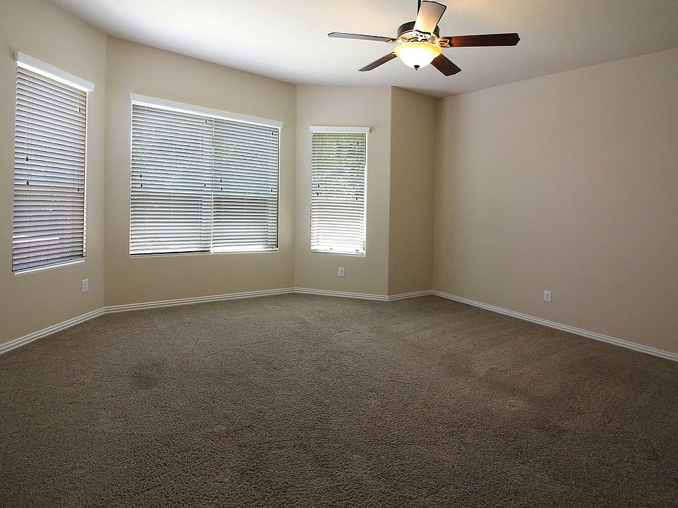 1st image of 1826 Lindal Pointe