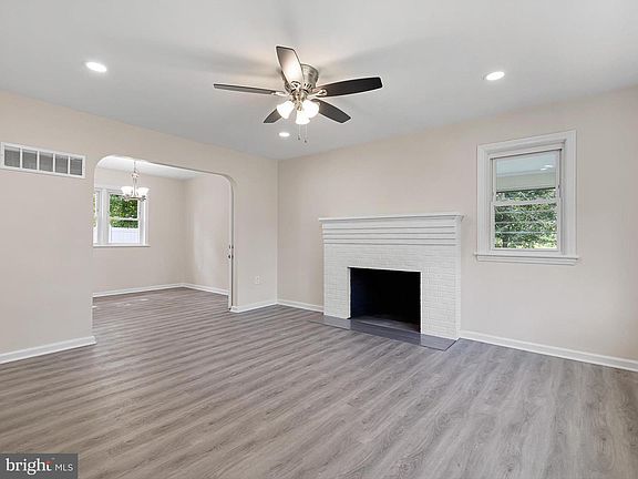 5th image of 515 Massaferi Way