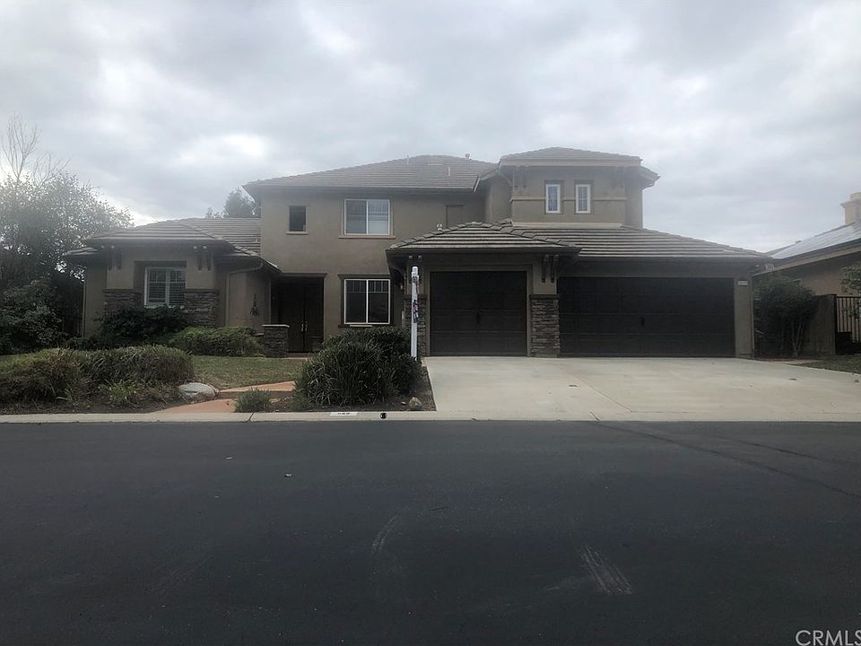 1st image of 569 Inverlochy Dr