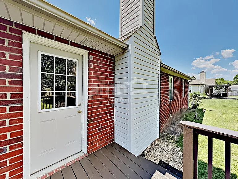 1219 Murray Ct — Photo 16