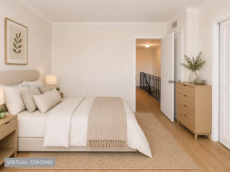 1607 NE 105th St #3-7 — Photo 24