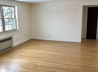 90 Concord Dr APT 5, Cheektowaga, NY 14215