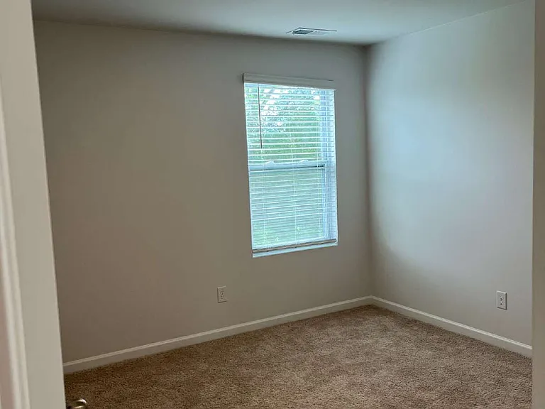 1083 Pepper Stone Dr — Photo 19
