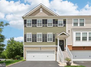1701 Beacon Ln, Warrington, PA 18976