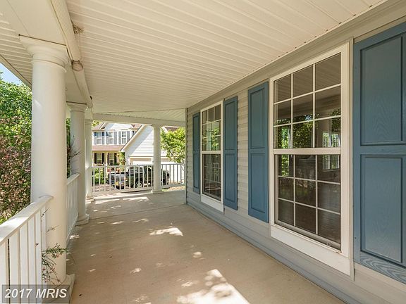 2nd image of 18670 Drummond Pl