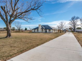 10422 Strittmatter Rd, Pilot Point, TX 76258
