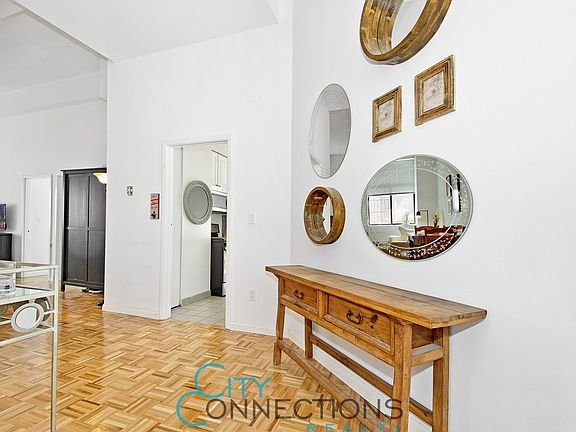 3rd image of 310 E 46th St APT 11Q